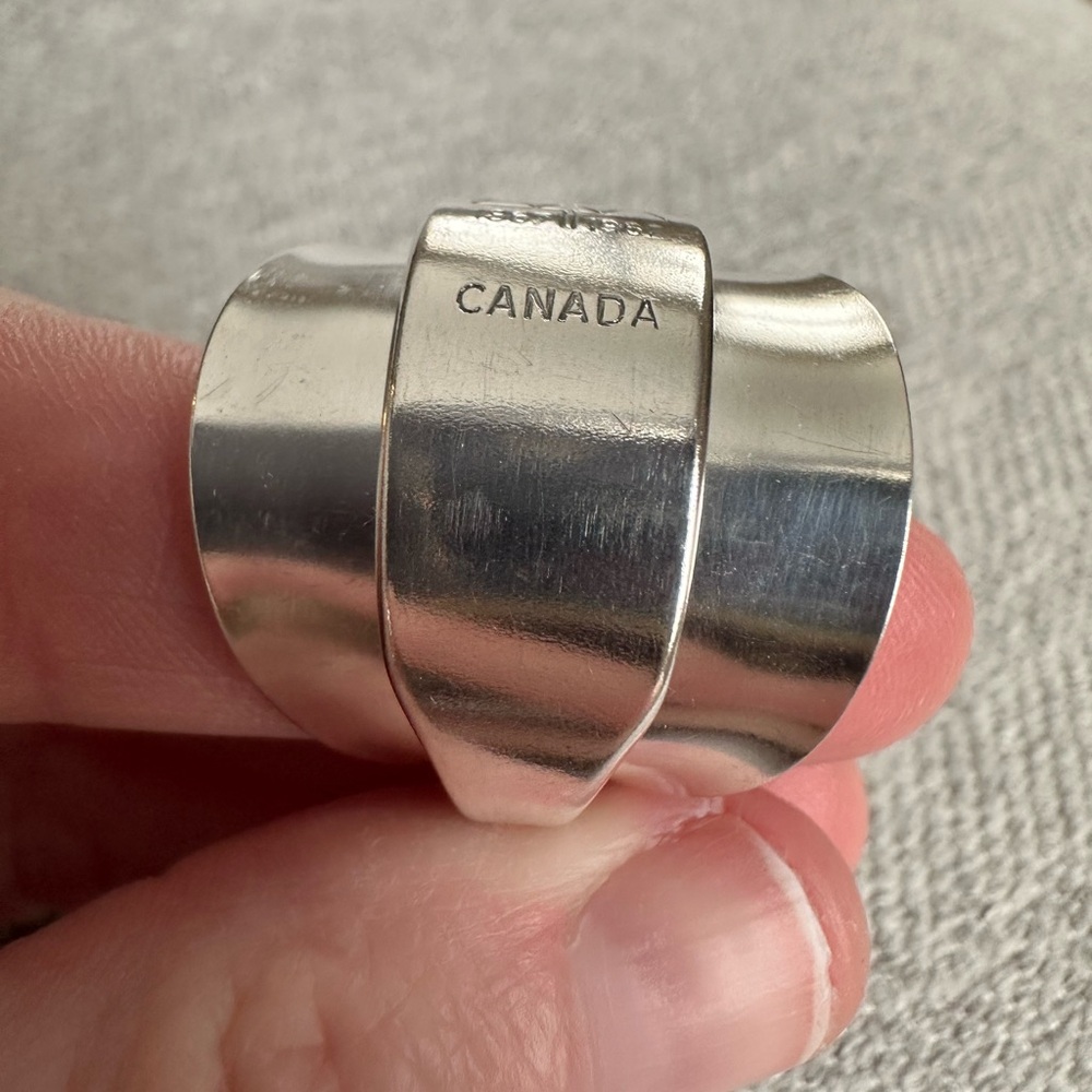 1967 Canada Spoon Ring - Picture 11 of 15